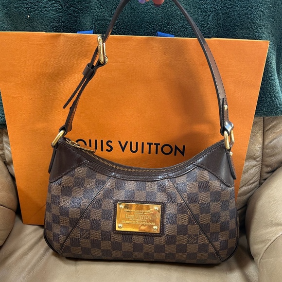 🦄 RARE RETIRED Louis Vuitton Thames in de - Picture 15 of 15